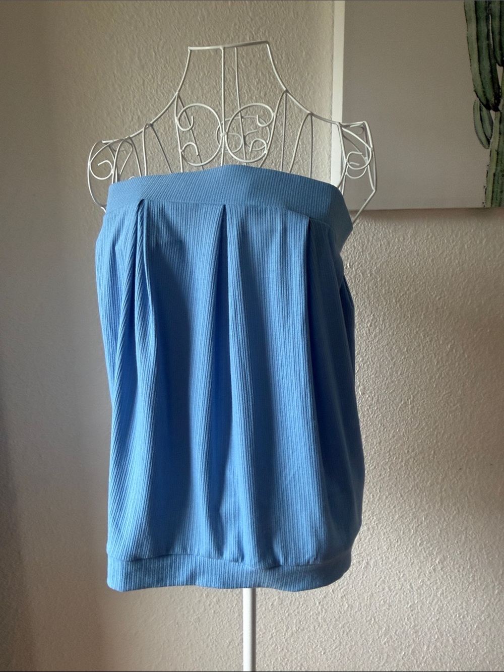 just be Strapless Ribbed Crop Top in Light Blue